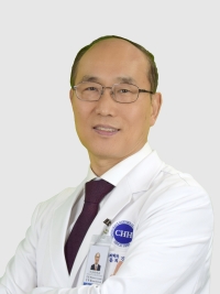 강희철 의료진 사진